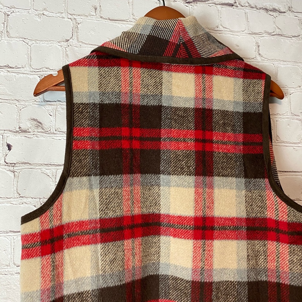 NWOT Altar’d State Plaid Vest - Picture 13 of 14